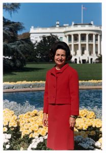 lady-bird-johnson-red-suit-white-house